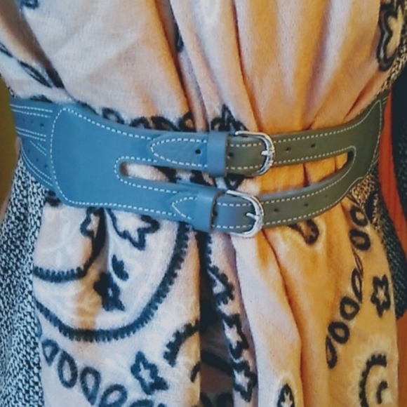 VINTAGE 80s Boho Gray Leather Belt Double Twist Double Buckle Wide Belt - Picture 2 of 8